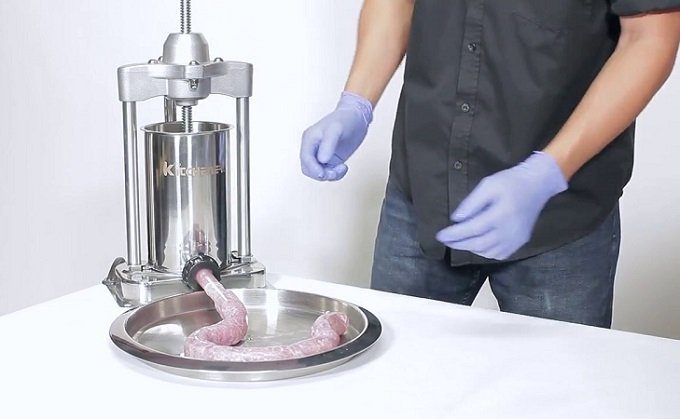 How to Buy the Best Sausage Stuffer