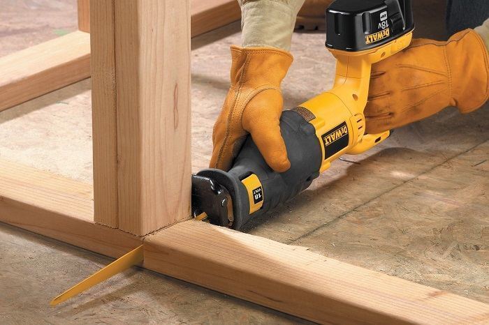 Best Cordless Reciprocating Saw